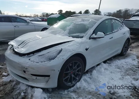 2021 Tesla Model 3 Standard Range Plus Rear-Wheel Drive from USA, damaged, VIN 5YJ3E1EA7MF855078